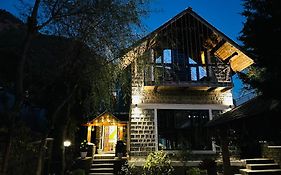 Utopia Hostels Dharamkot Mcleodganj