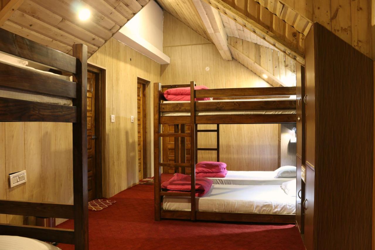 Utopia Hostels Dharamkot Mcleodganj Dharamshala Exterior photo